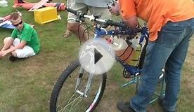 Велосипед с турбиной от мини-самолета